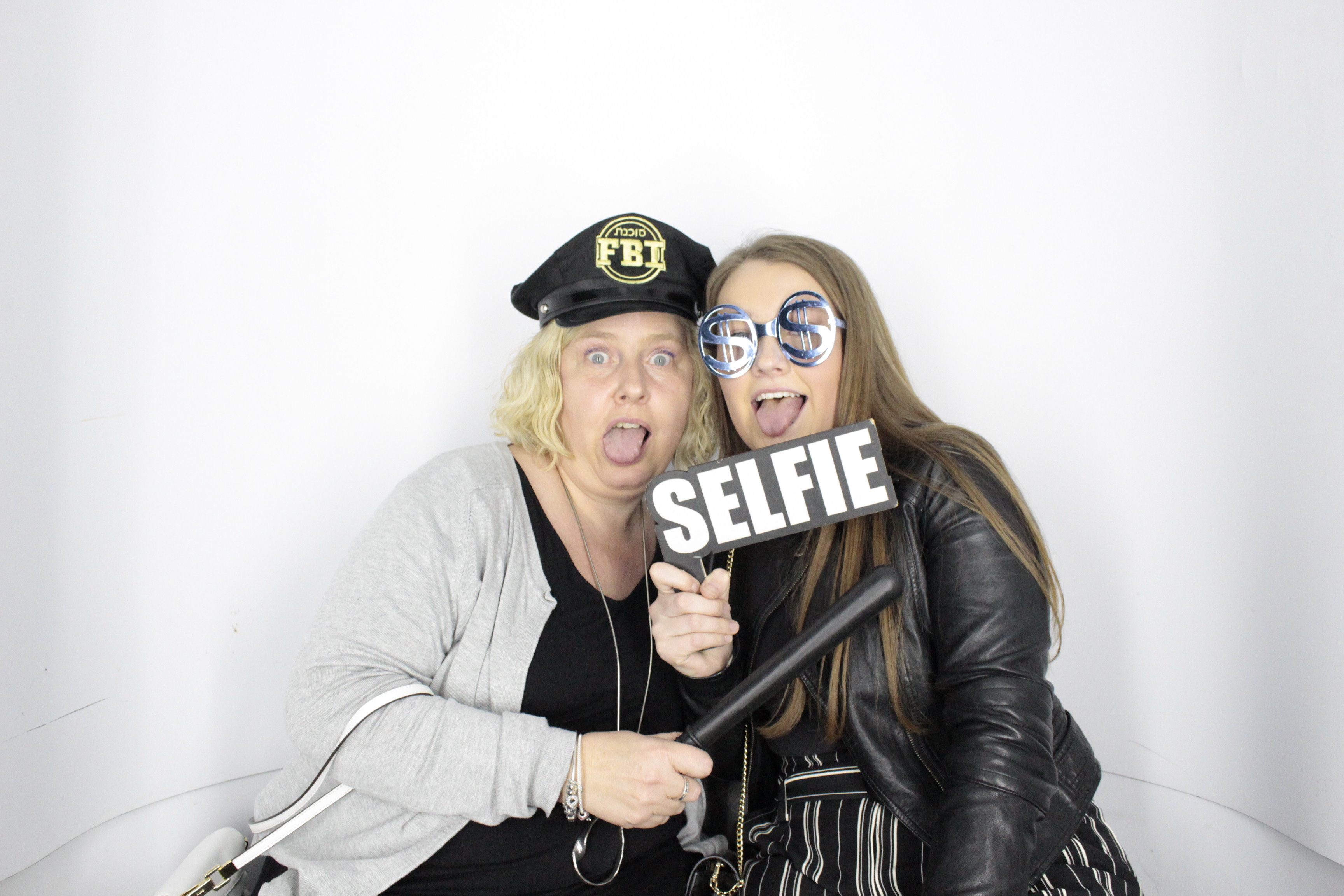 Chlöe’s 21st | View more photos from the event at gallery.myphotoboothexperience.co.uk/u/MyPhotoBoothExperienceLtd/Chlöe’s-21st